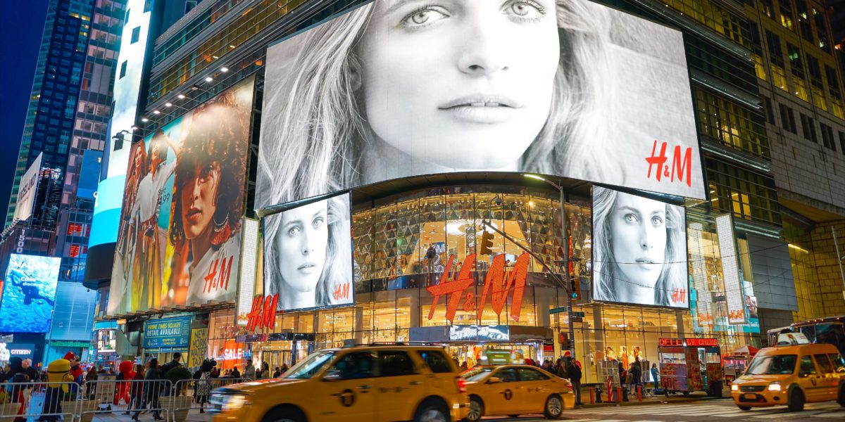 H&M Flagship Store, Times Square, NYC – BL Lighting